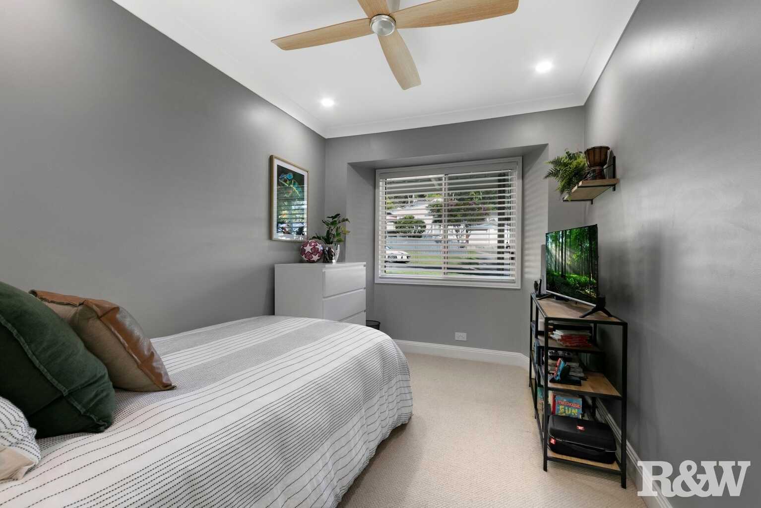 18 Grace Avenue Point Clare