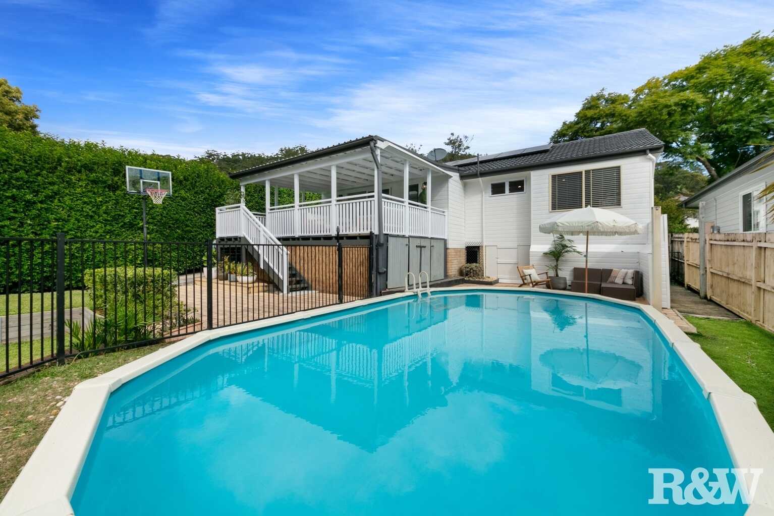 18 Grace Avenue Point Clare