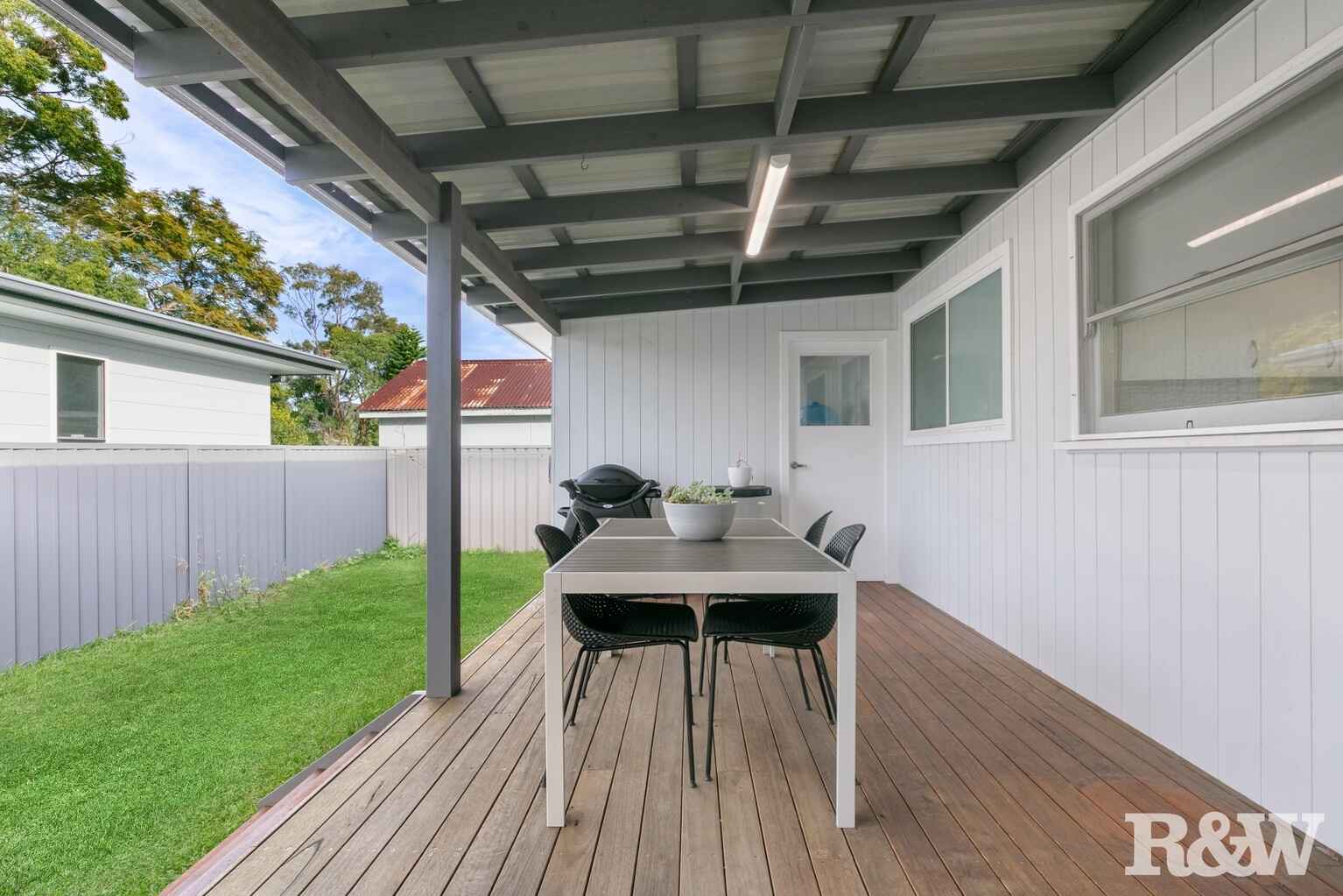 8 Walford Street Woy Woy