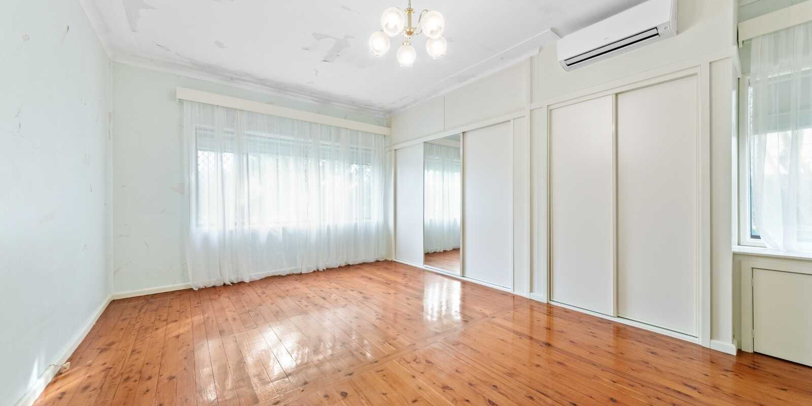 34 Lone Pine Avenue Umina Beach 34 Lone Pine Avenue Umina Beach