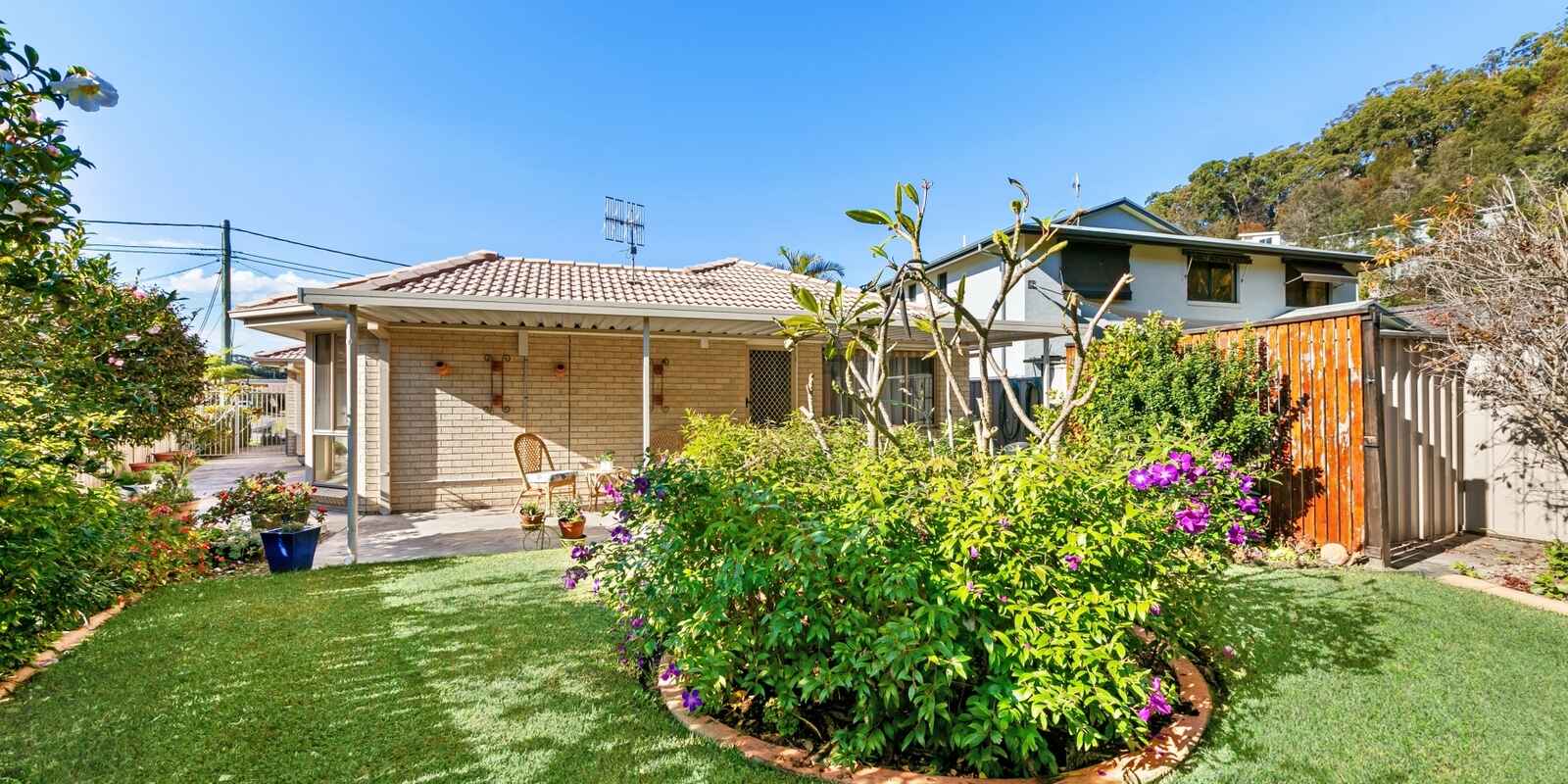 6 Lace Avenue Umina Beach 6 Lace Avenue Umina Beach