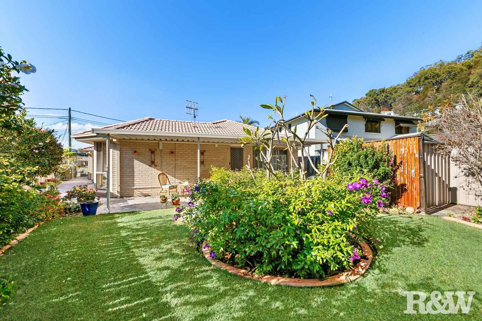 6 Lace Avenue Umina Beach