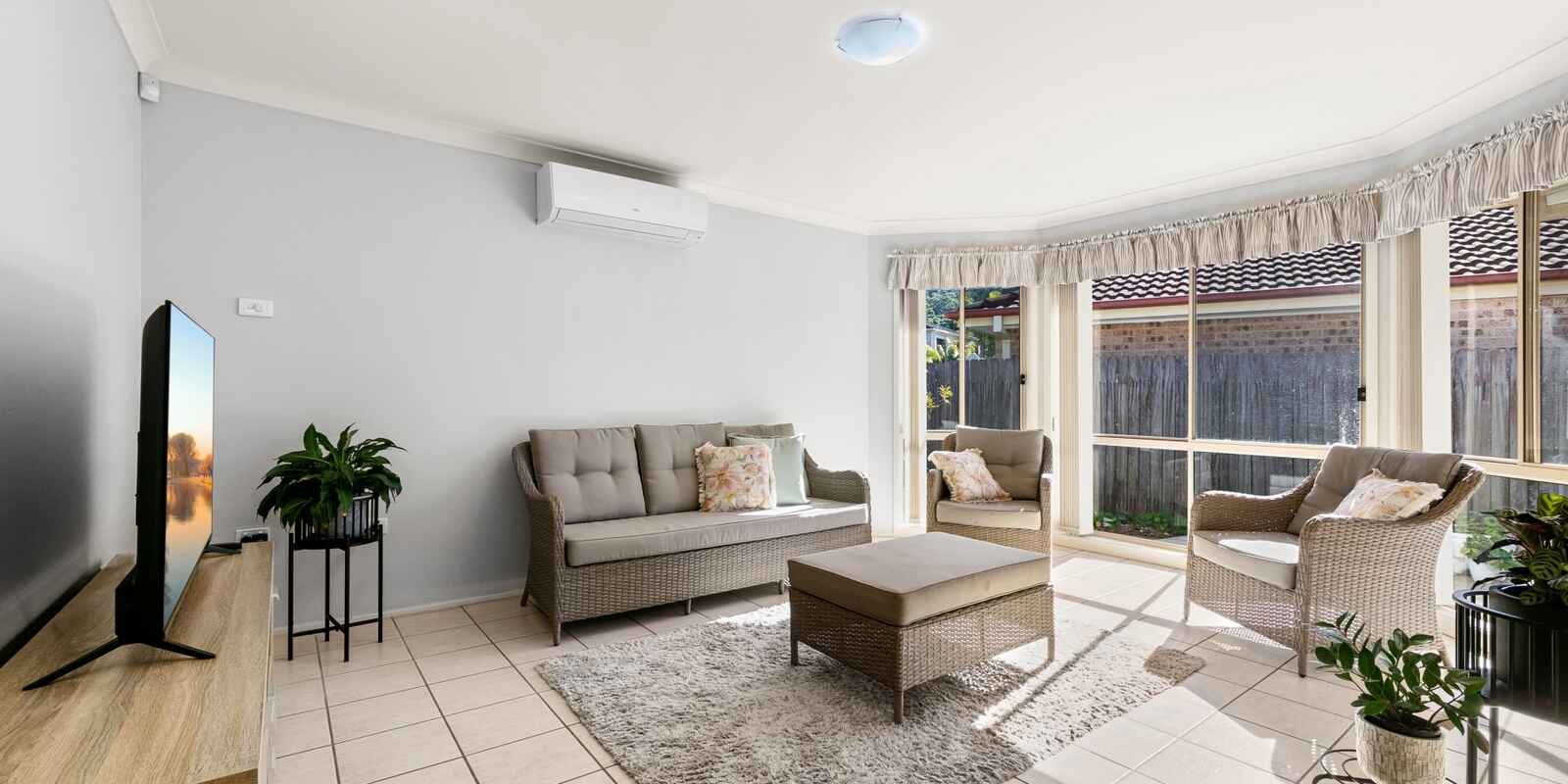 6 Lace Avenue Umina Beach 6 Lace Avenue Umina Beach