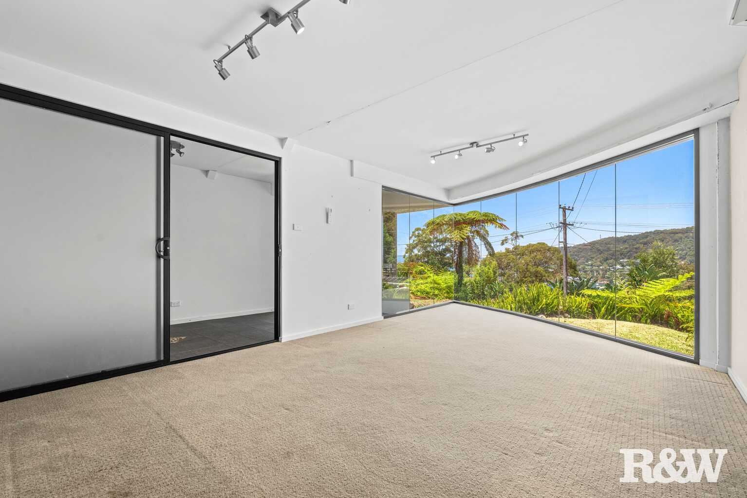 40 Sandstone Crescent Tascott