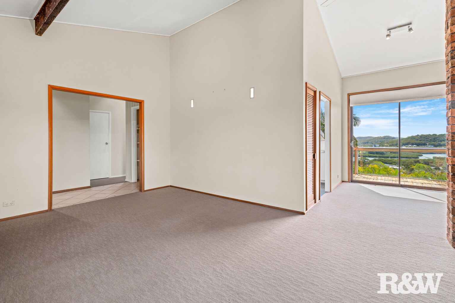 27 Penang Street Point Clare