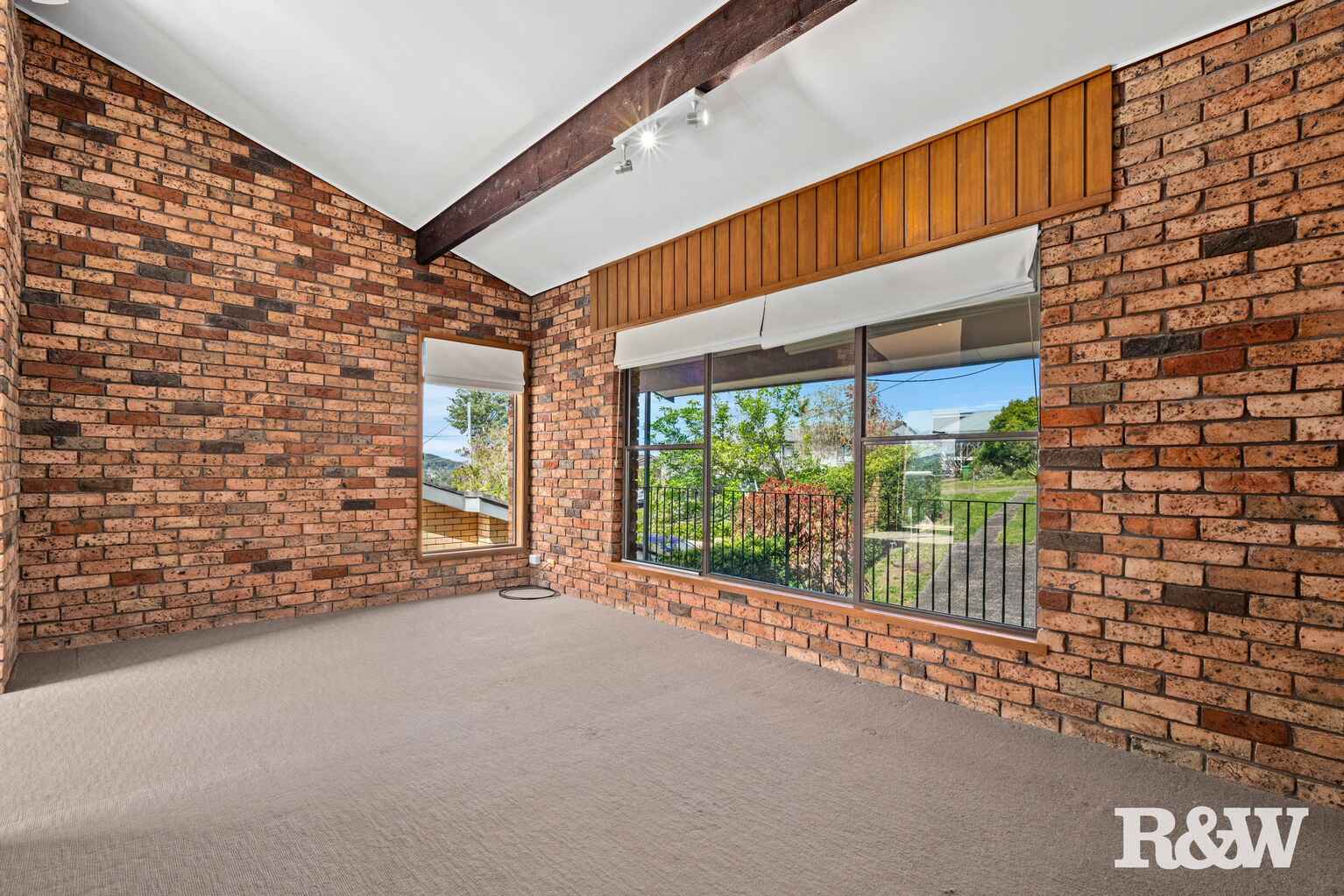 27 Penang Street Point Clare