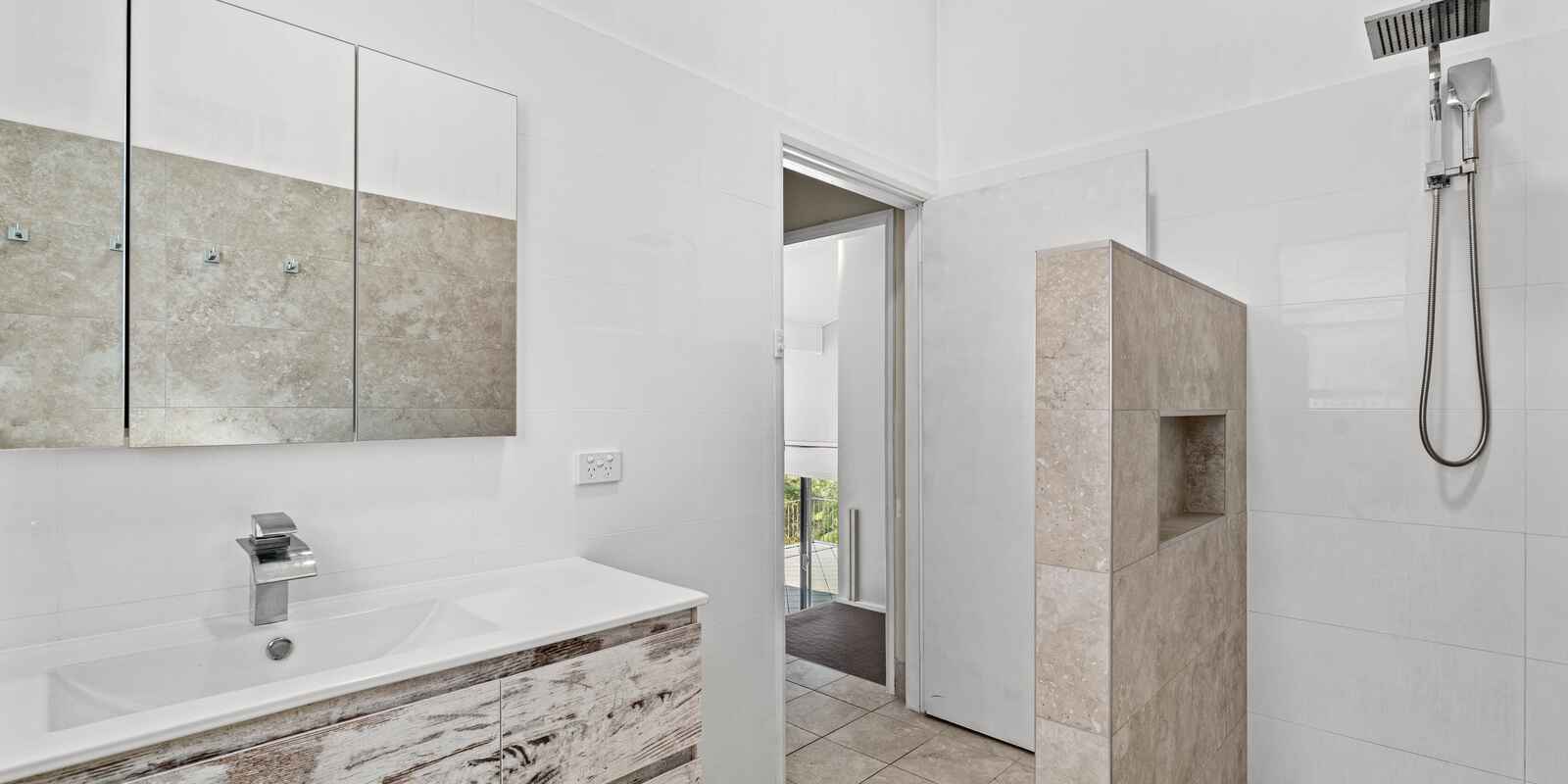 27 Penang Street Point Clare