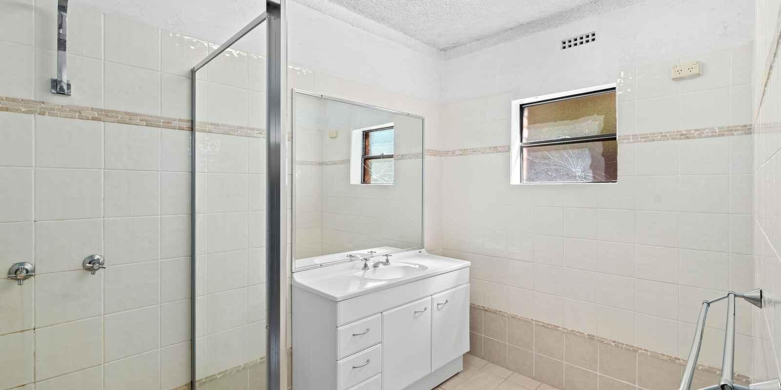 27 Penang Street Point Clare