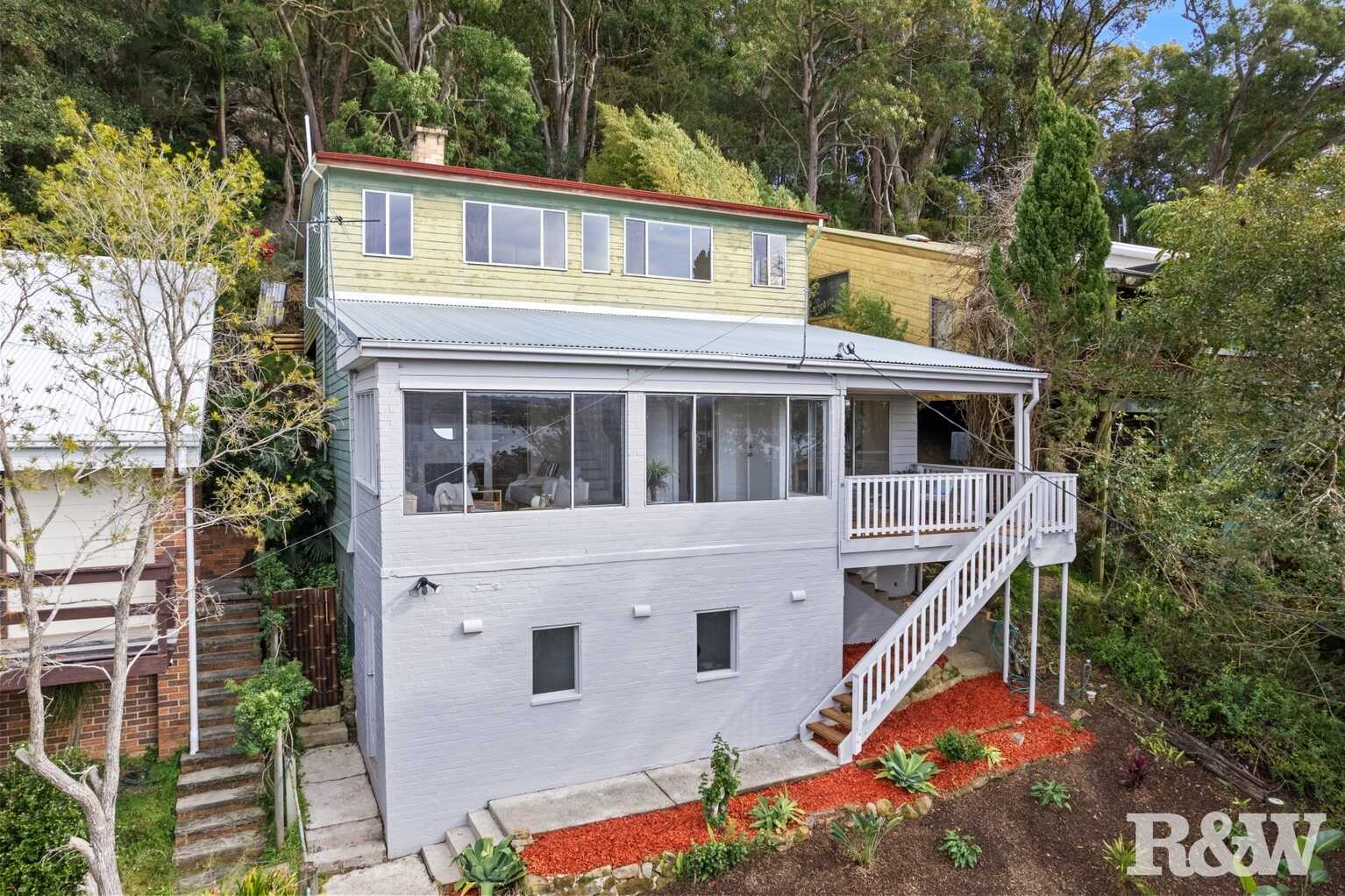 23 Hughes Street Point Clare