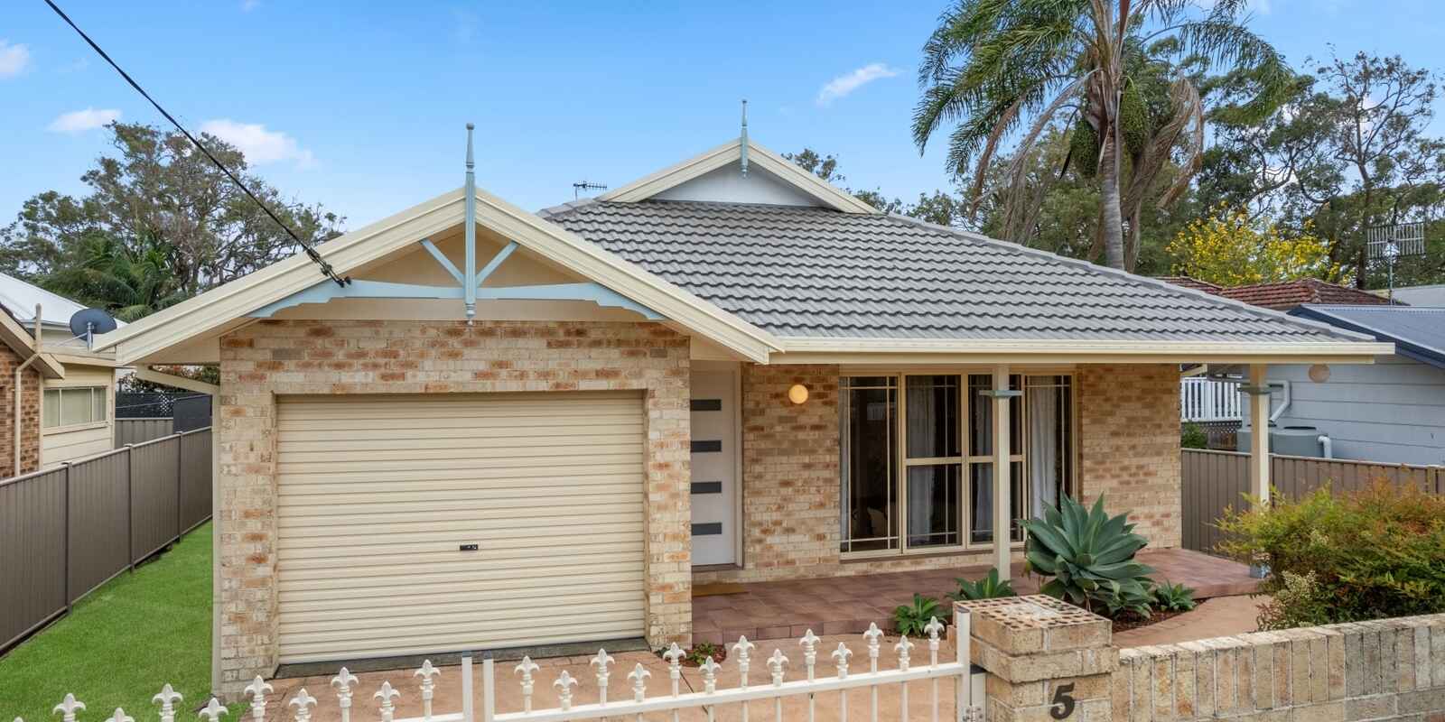 5 Cambridge Street Umina Beach 5 Cambridge Street Umina Beach