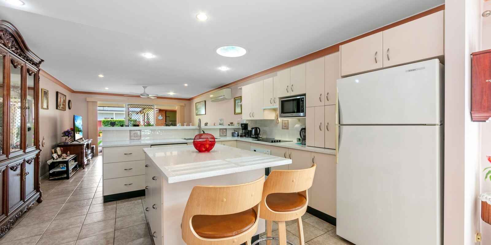 87 Australia Avenue Umina Beach 87 Australia Avenue Umina Beach