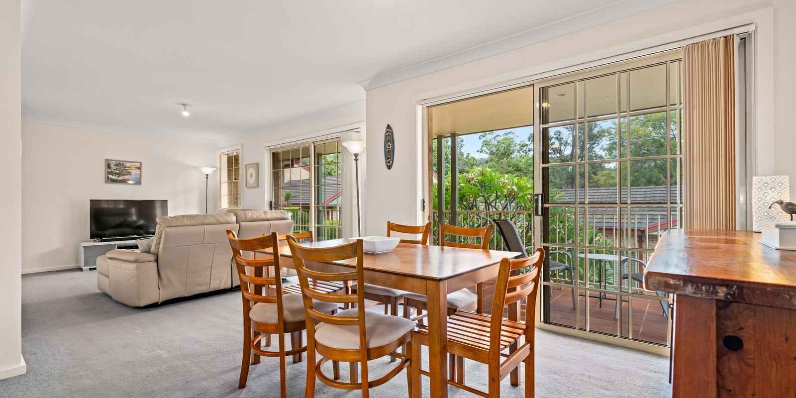 13/219 Brisbane Water Drive Point Clare