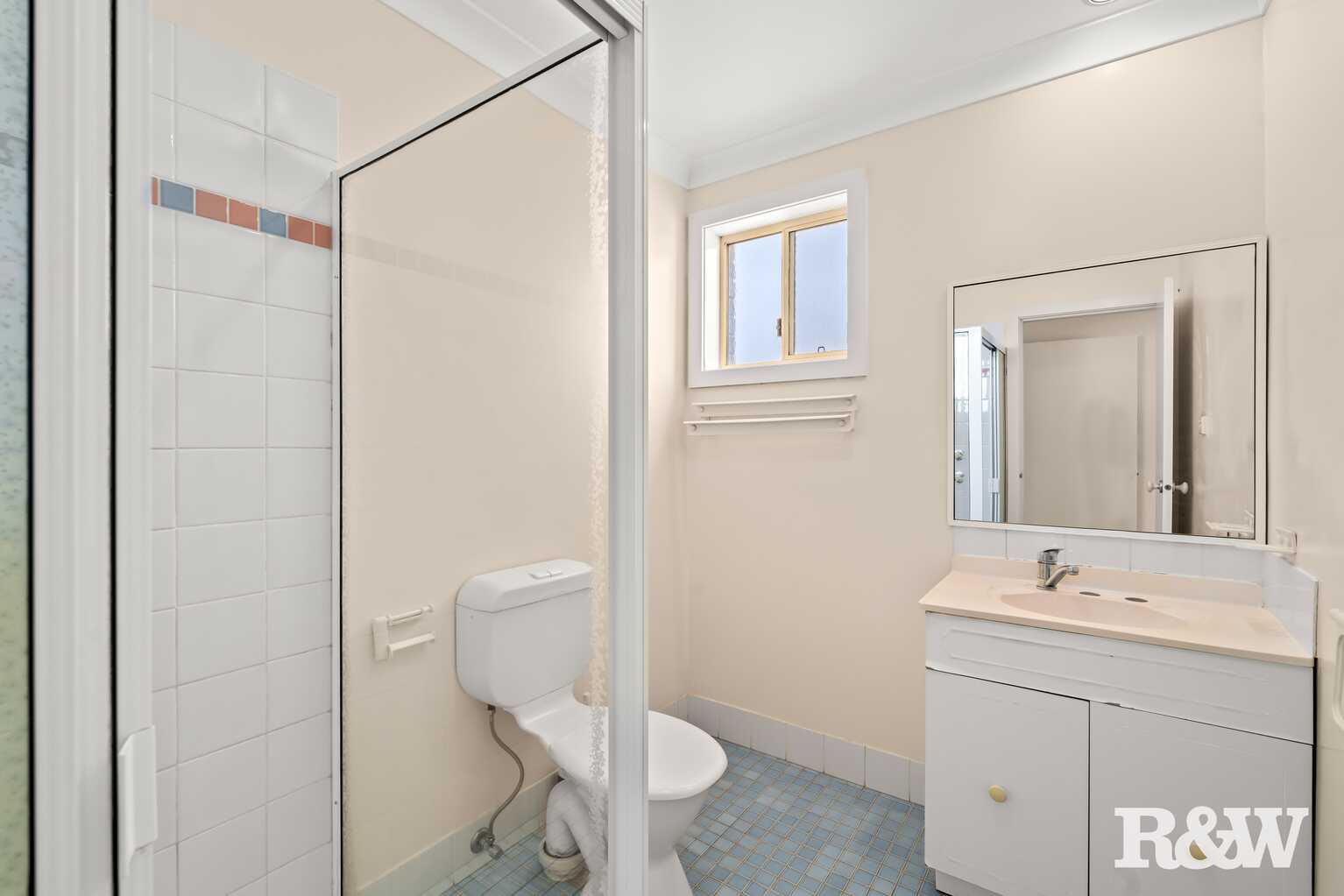 13/219 Brisbane Water Drive Point Clare