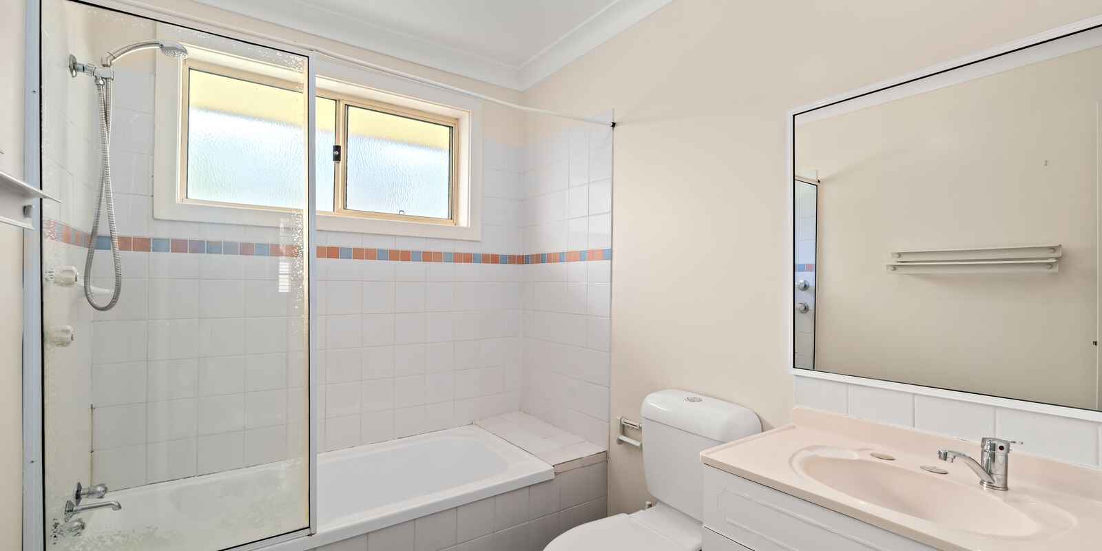 13/219 Brisbane Water Drive Point Clare