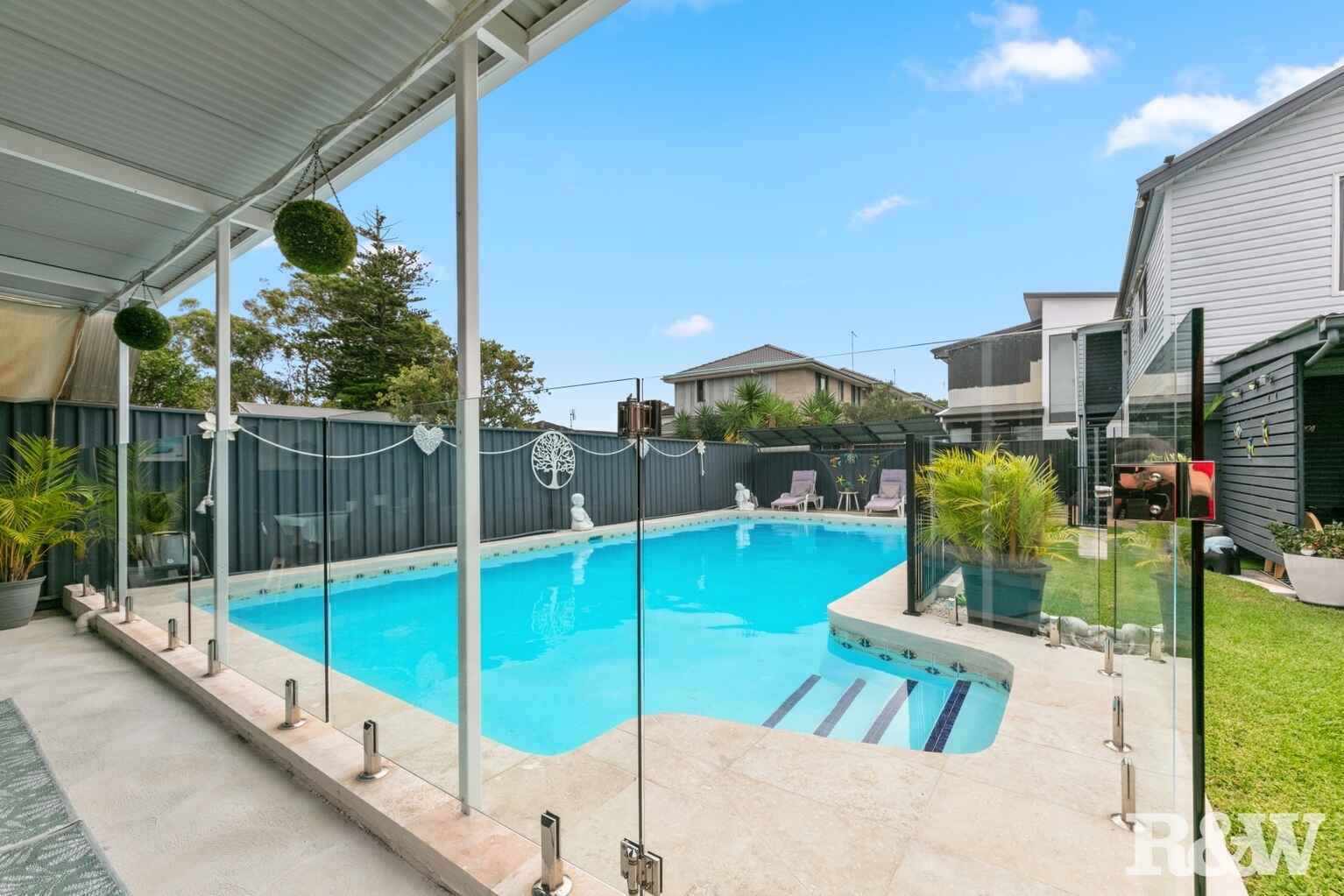 15 Winifred Avenue Umina Beach 15 Winifred Avenue Umina Beach