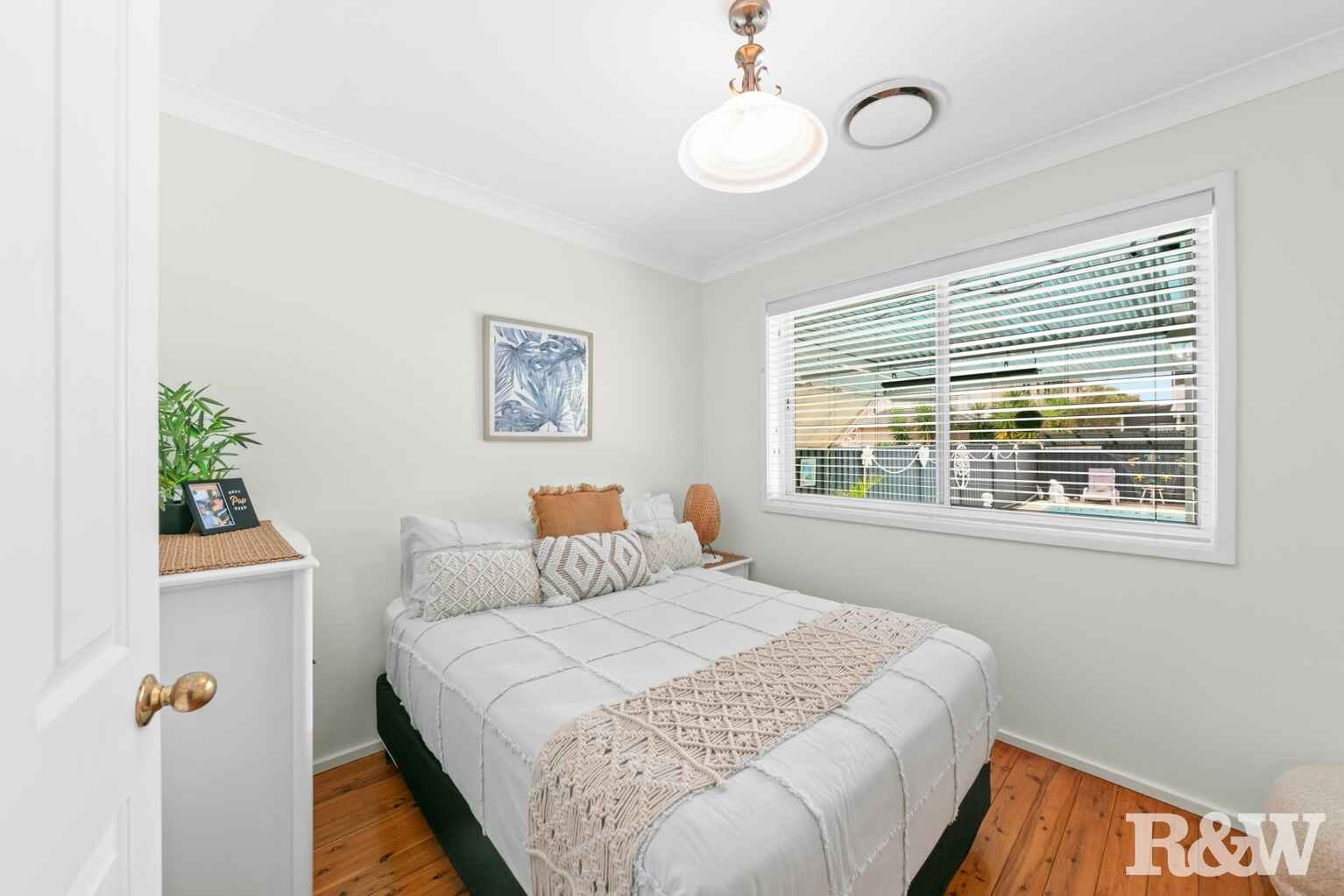 15 Winifred Avenue Umina Beach 15 Winifred Avenue Umina Beach