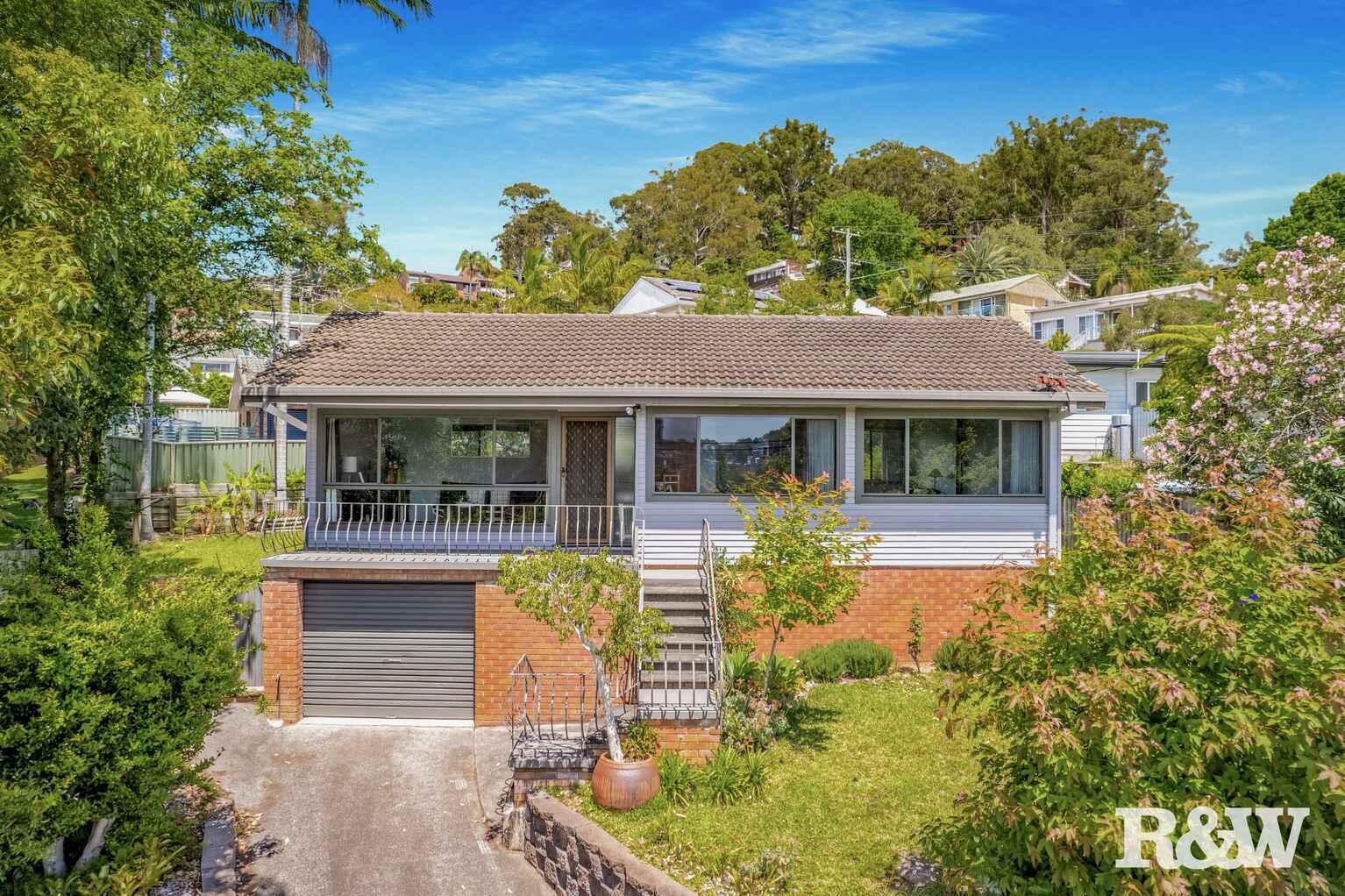 133 Brisbane Water Drive Point Clare 133 Brisbane Water Drive Point Clare