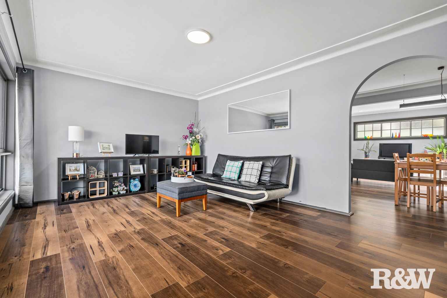 133 Brisbane Water Drive Point Clare 133 Brisbane Water Drive Point Clare