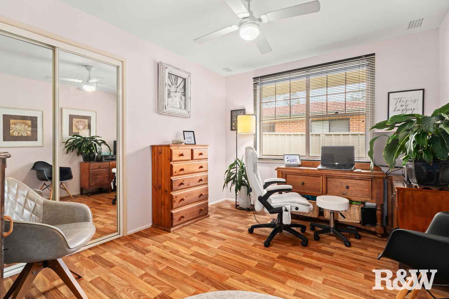 24 Parkhill Road Wyoming 24 Parkhill Road Wyoming