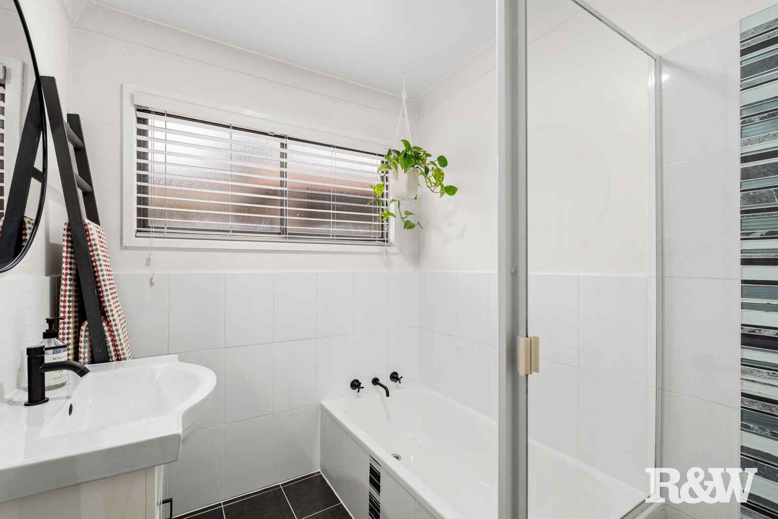 45 The Broadwaters Tascott 45 The Broadwaters Tascott