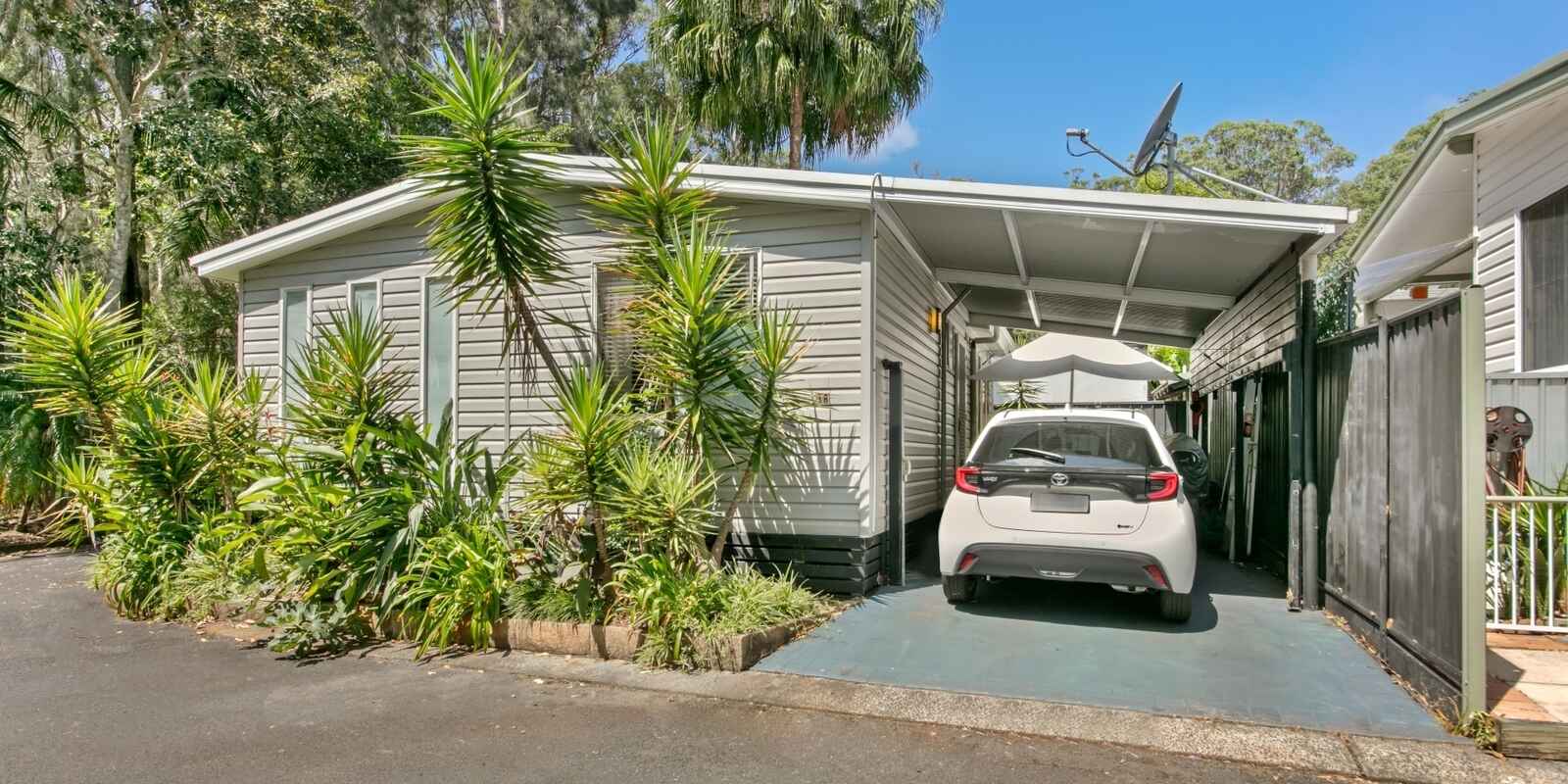 18/437 Wards Hill Road Empire Bay