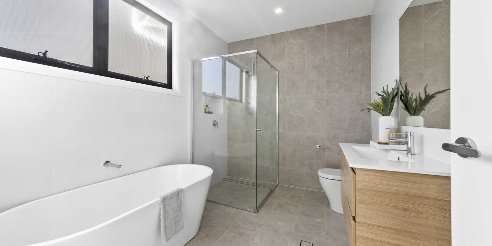 2/21 Warrah Street Ettalong Beach