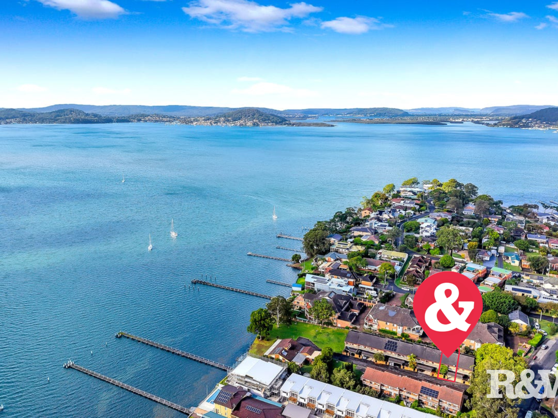 2/15 Kurrawa Avenue Point Clare