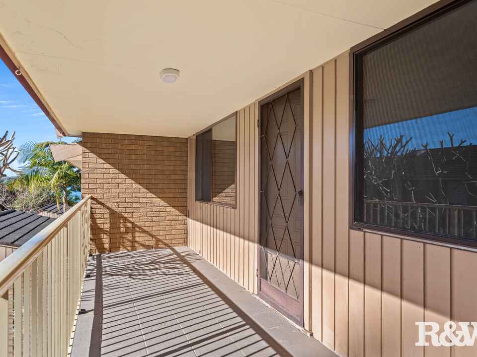 2/15 Kurrawa Avenue Point Clare