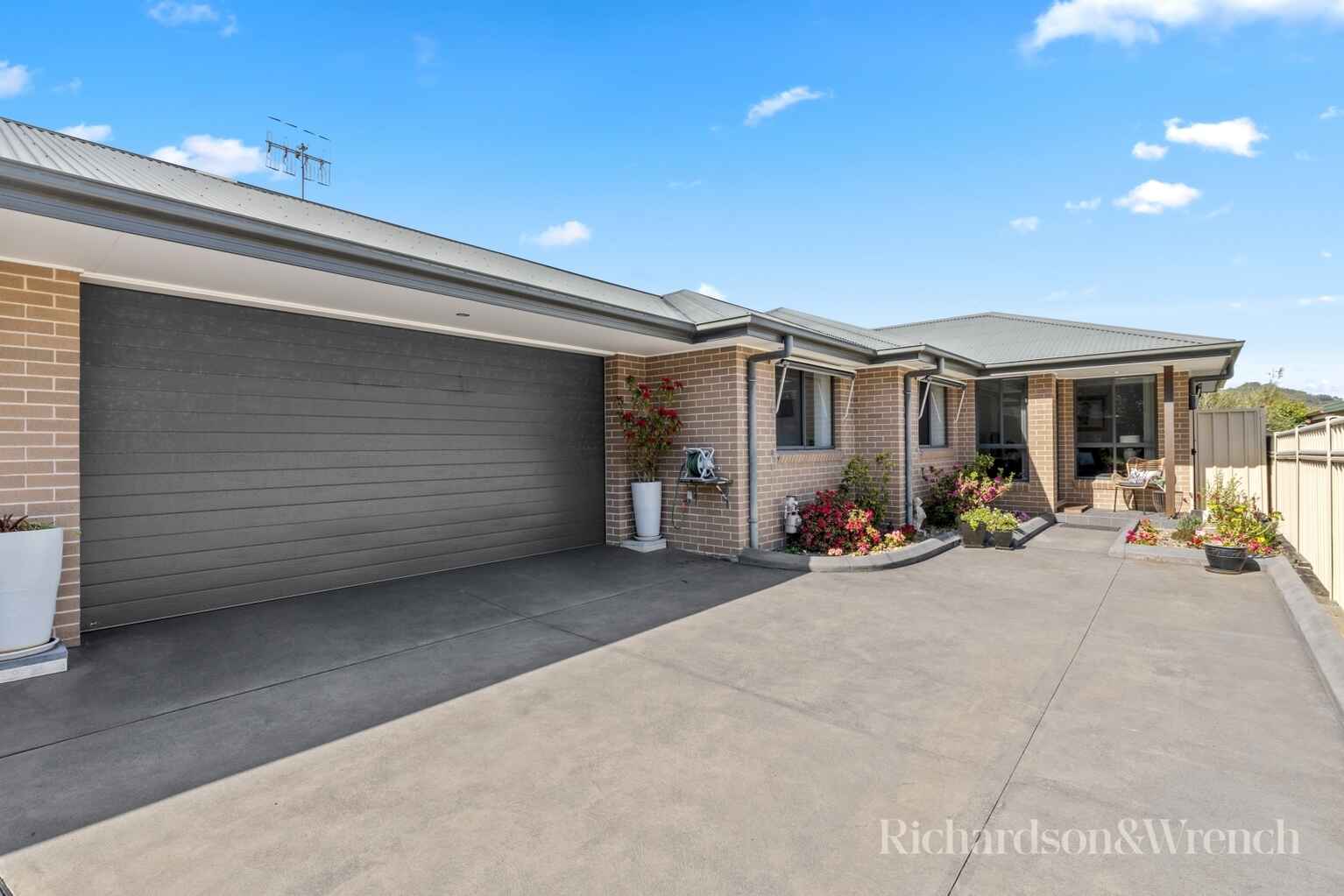 2/16 Hood Street Ettalong Beach