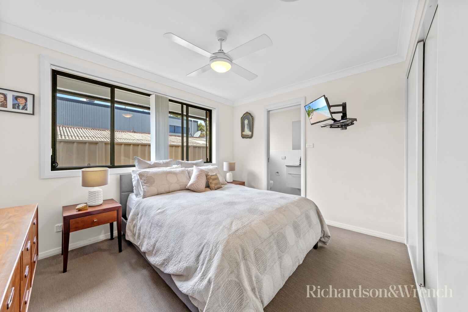 2/16 Hood Street Ettalong Beach