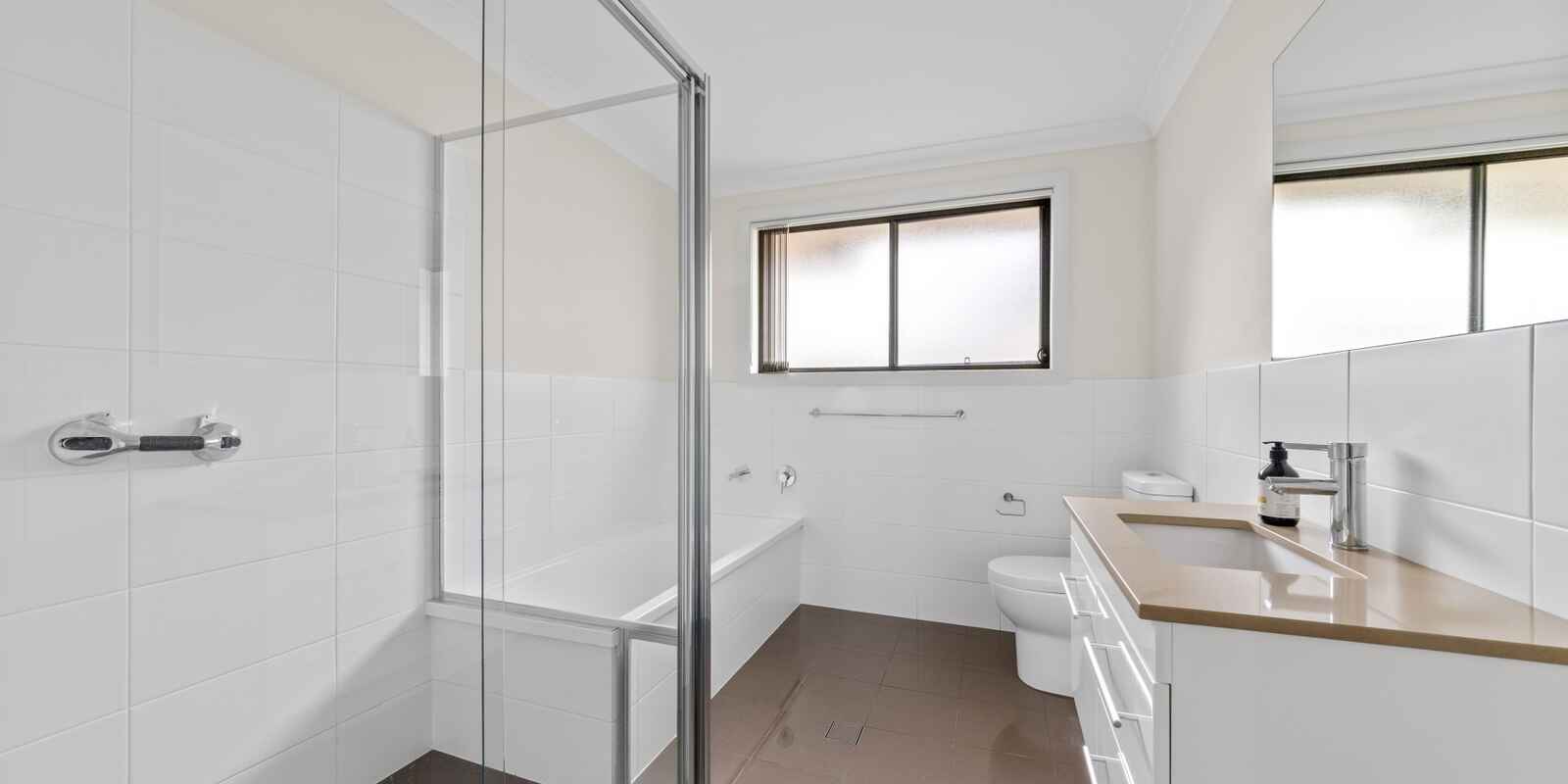 2/16 Hood Street Ettalong Beach