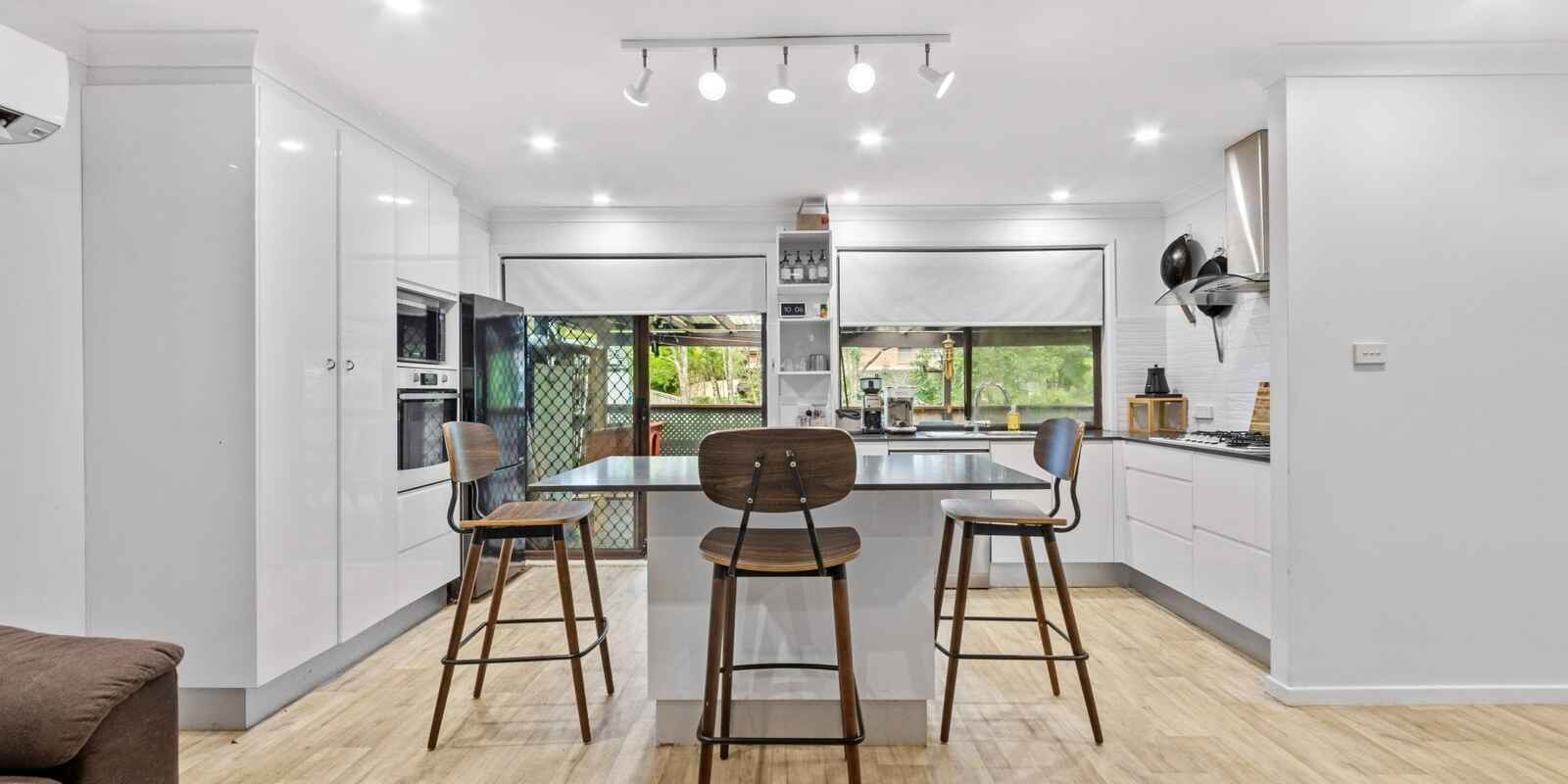 38 Narooma Road Niagara Park