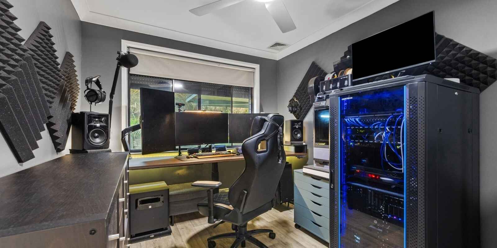 38 Narooma Road Niagara Park