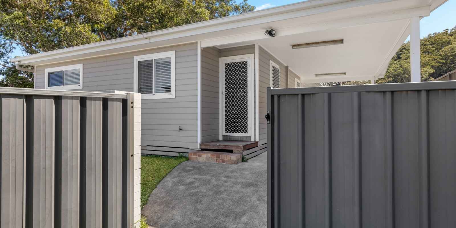 57 Memorial Avenue Blackwall