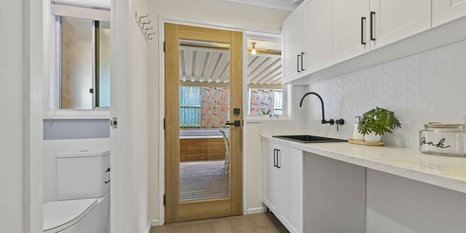 22 Warrawilla Road Wyoming