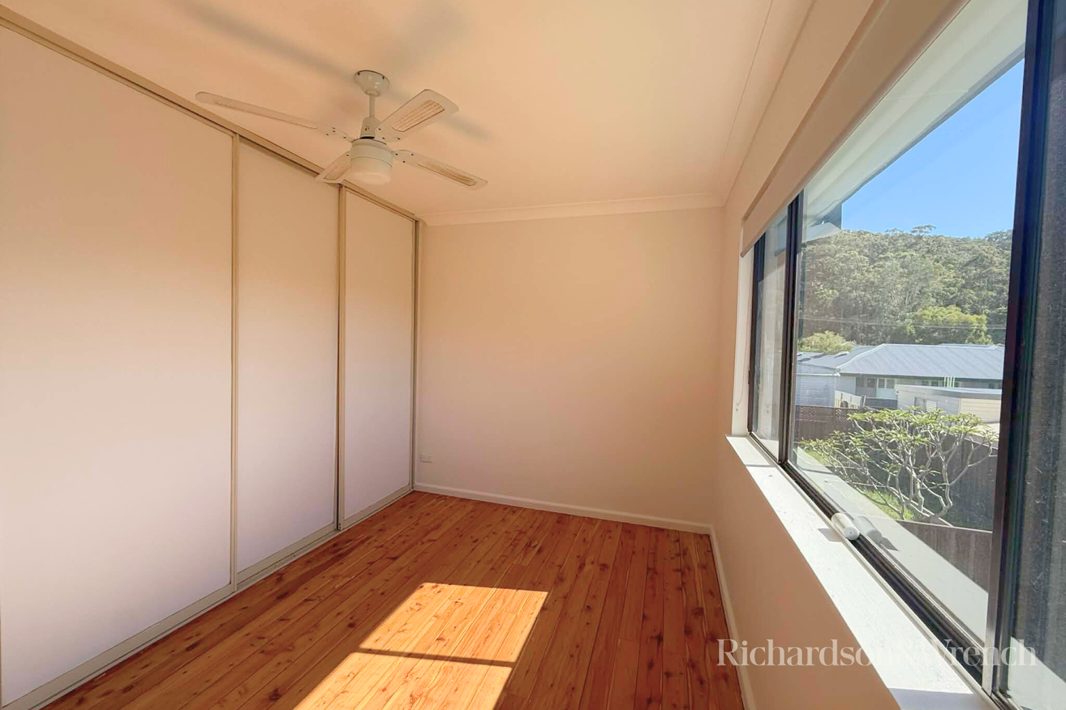 27 Blue Waters Parade Tascott