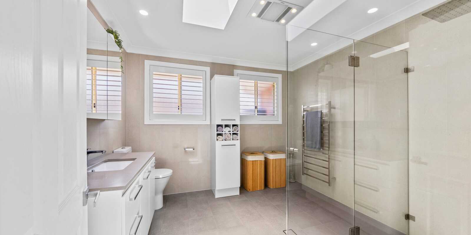 8 Telopea Street Booker Bay 8 Telopea Street Booker Bay