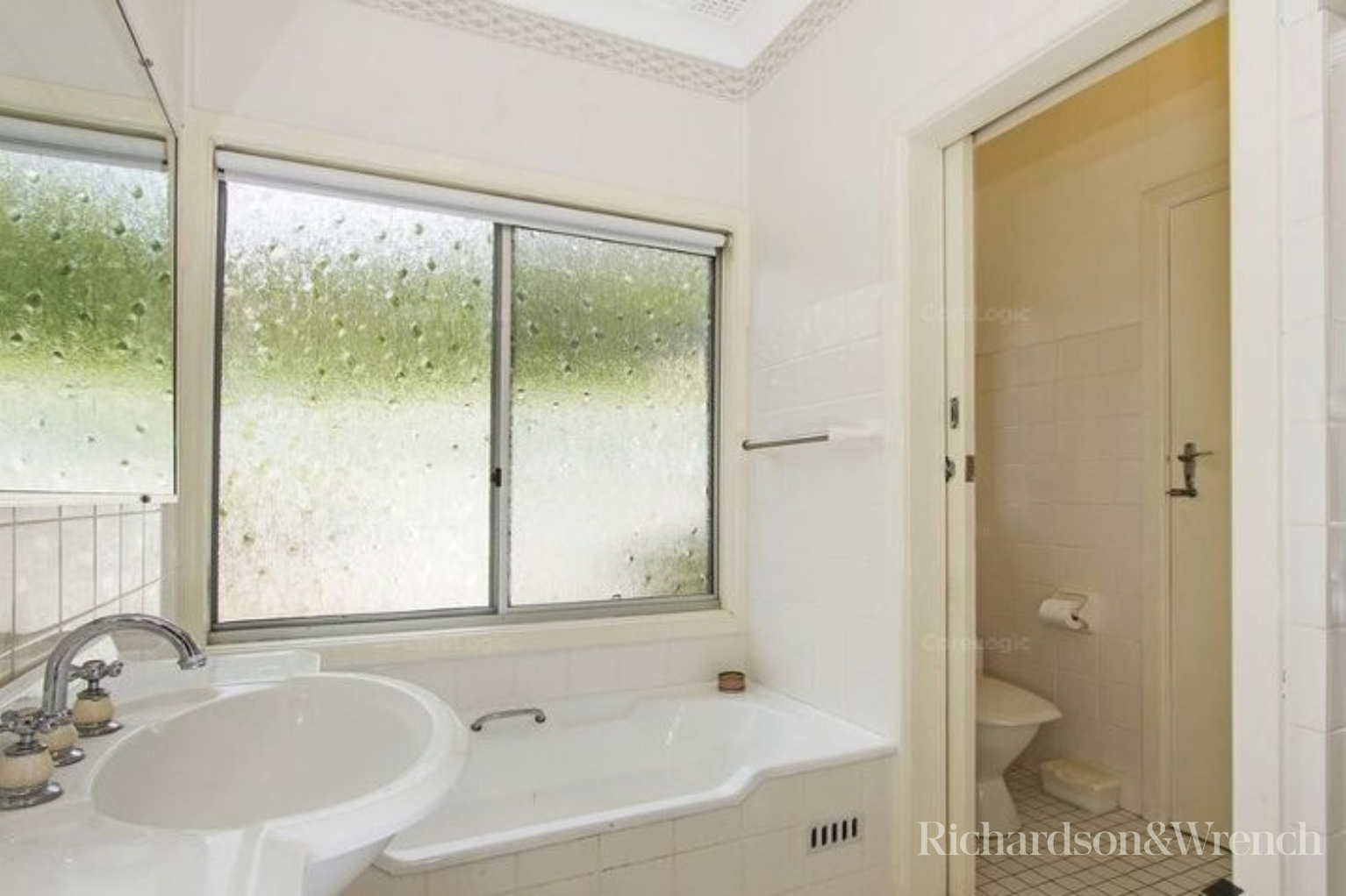 27 Fiona Street Point Clare