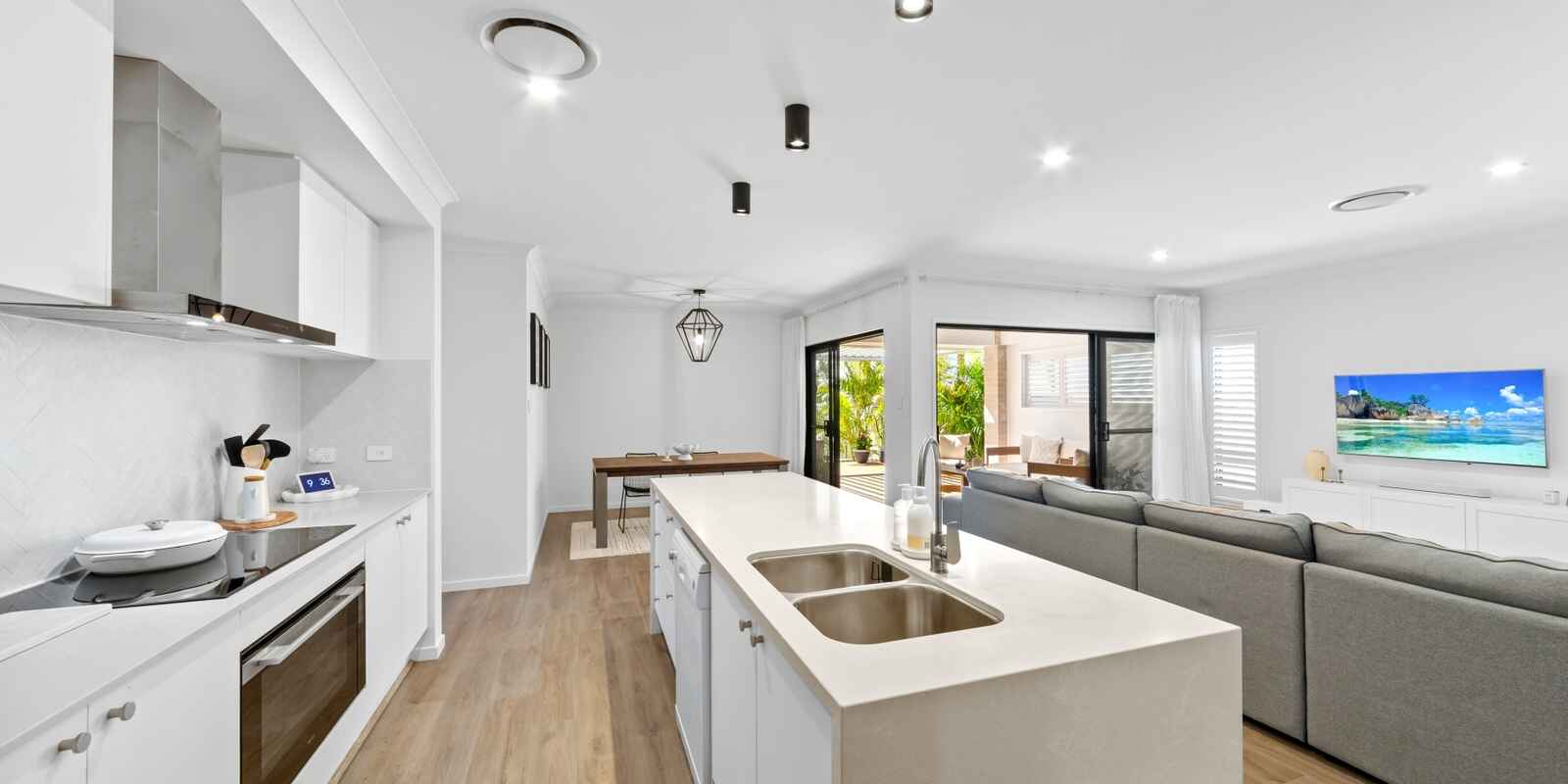 26 Davis Street Booker Bay