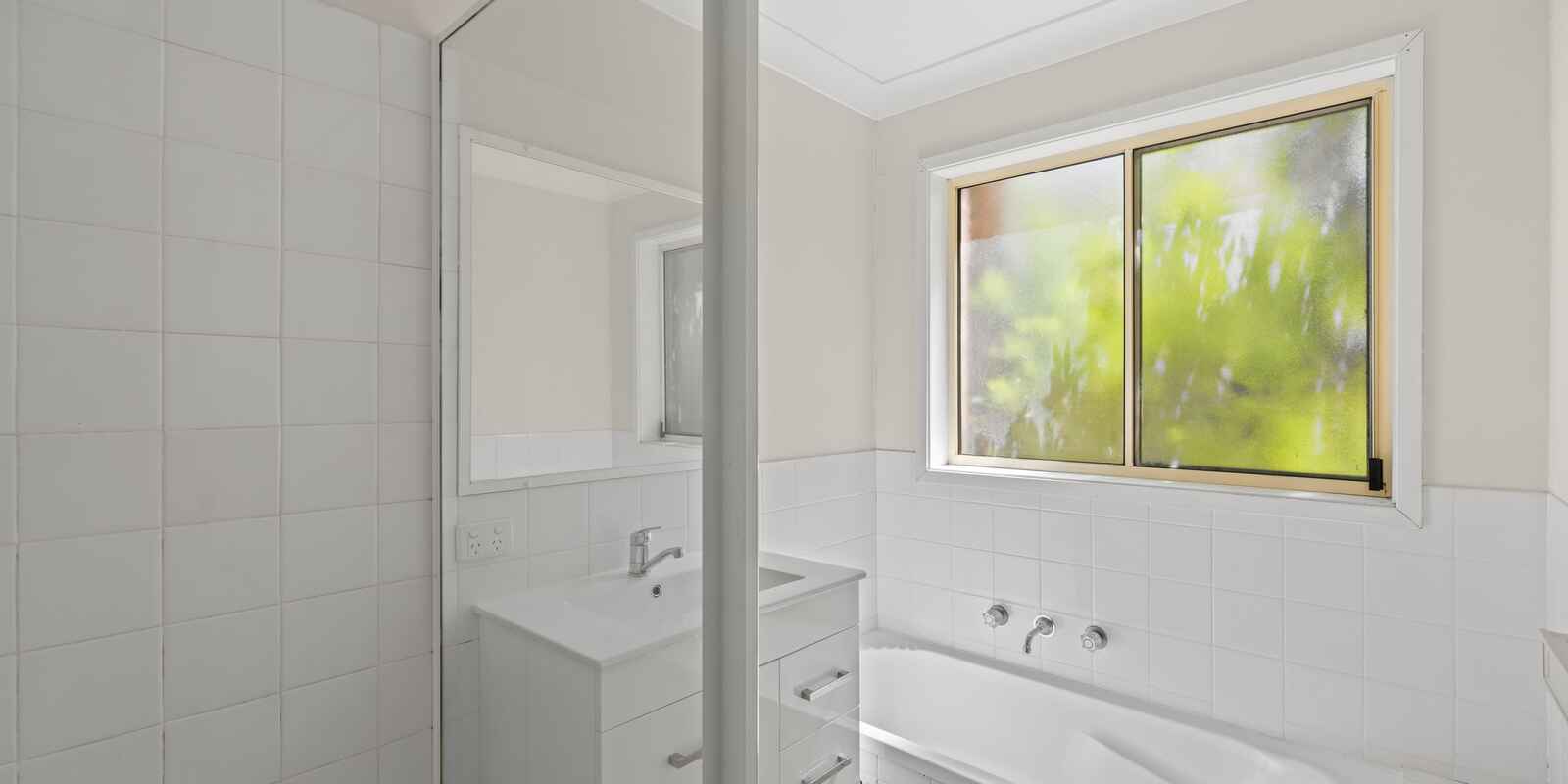 28/166 Avoca Drive Kincumber