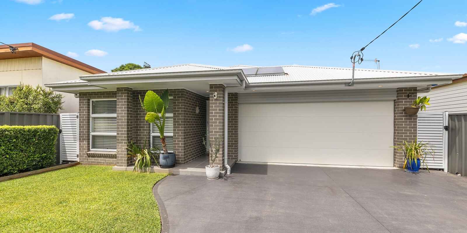 86 McEvoy Avenue Umina Beach 86 McEvoy Avenue Umina Beach