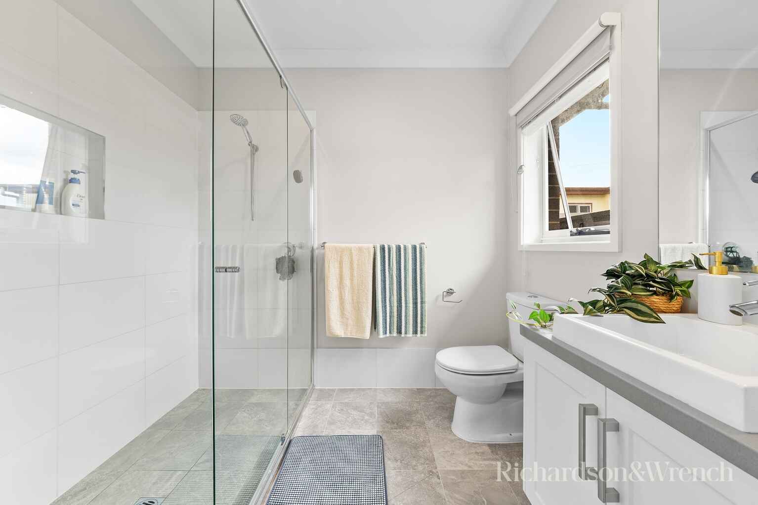 86 McEvoy Avenue Umina Beach 86 McEvoy Avenue Umina Beach