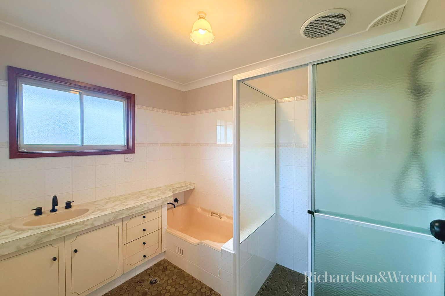 16 Pioneer Road Umina Beach 16 Pioneer Road Umina Beach