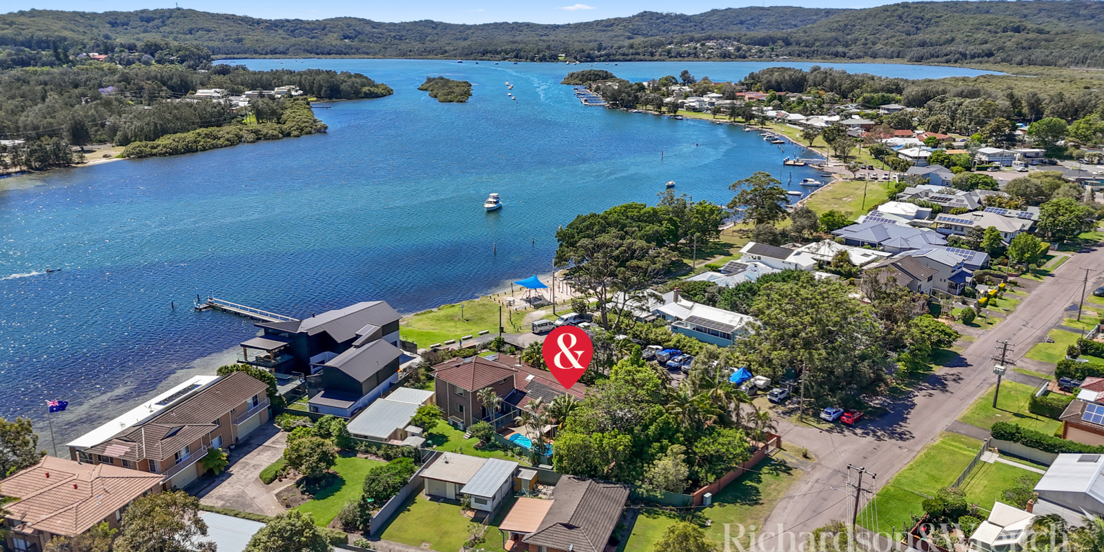 30 Sorrento Road Empire Bay 30 Sorrento Road Empire Bay