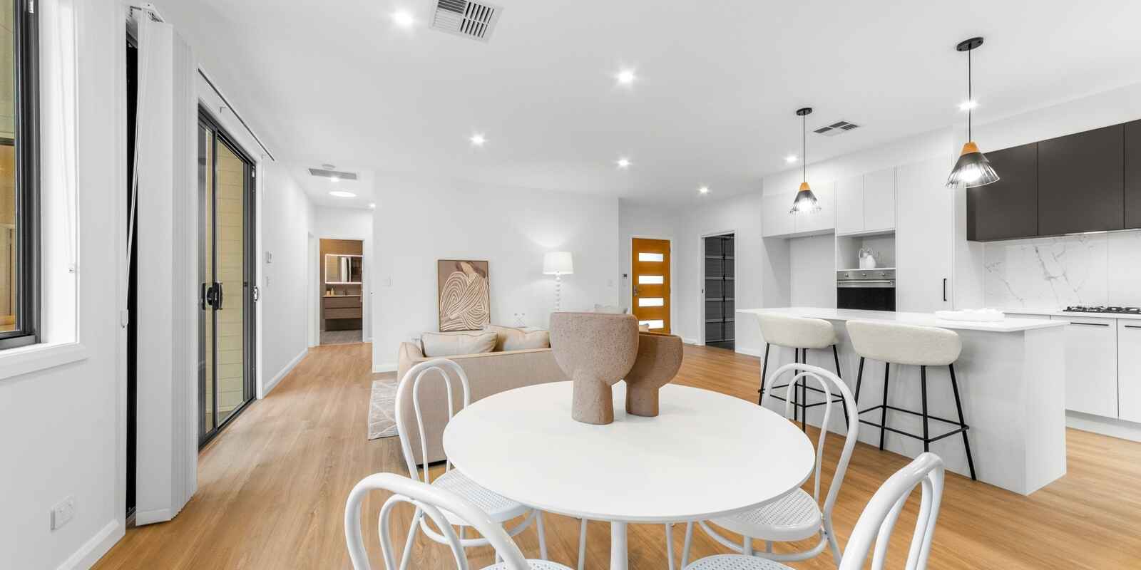 3&4/48-50 Gallipoli Avenue Blackwall 3&4/48-50 Gallipoli Avenue Blackwall