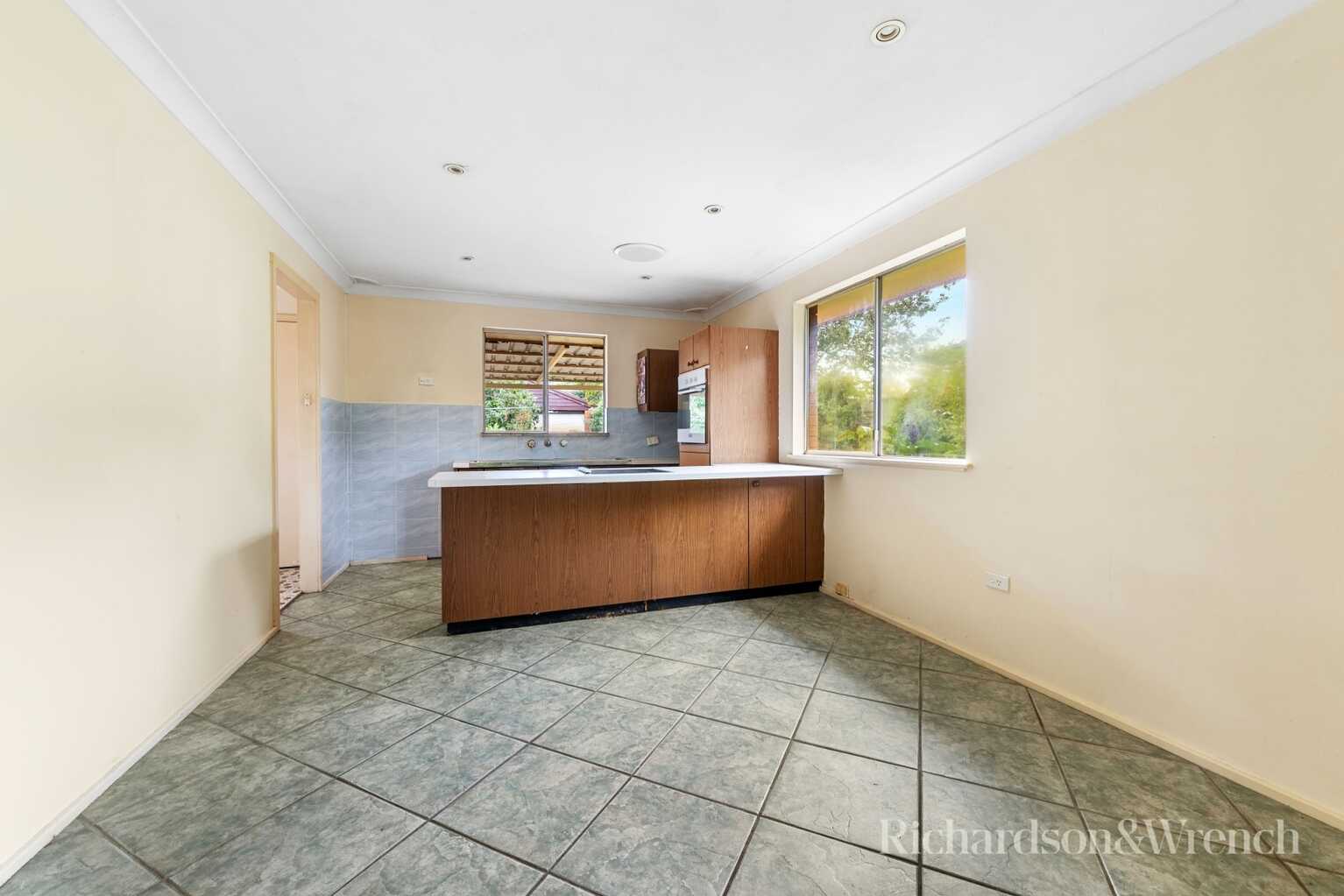 79 MacKenzie Avenue Woy Woy