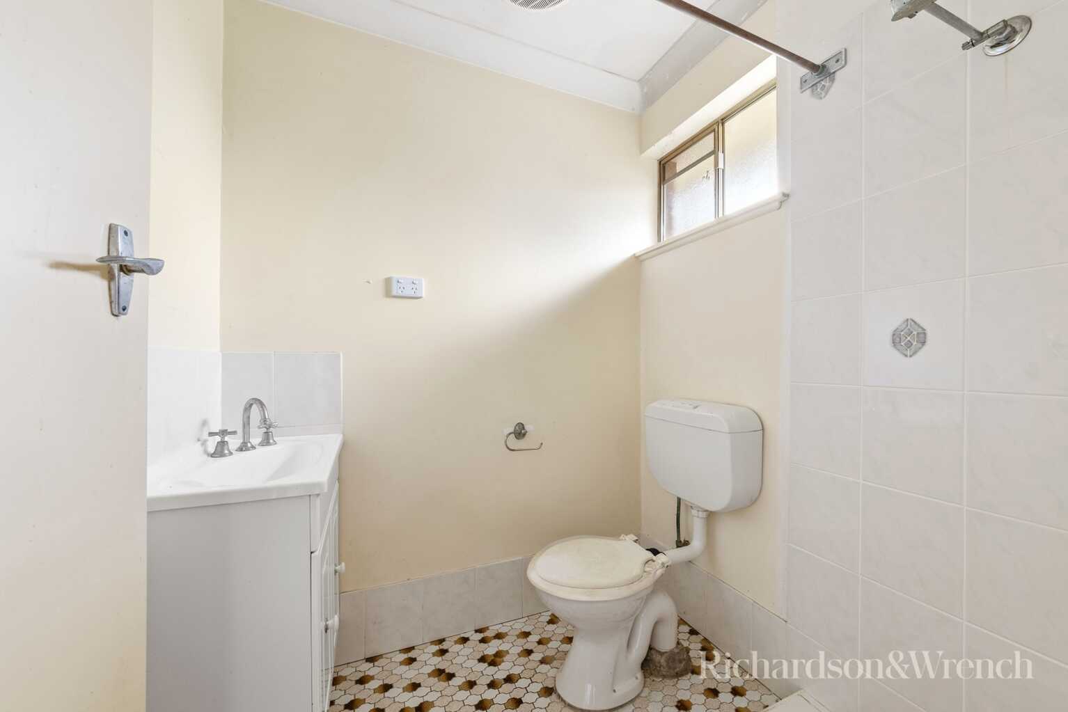 79 MacKenzie Avenue Woy Woy