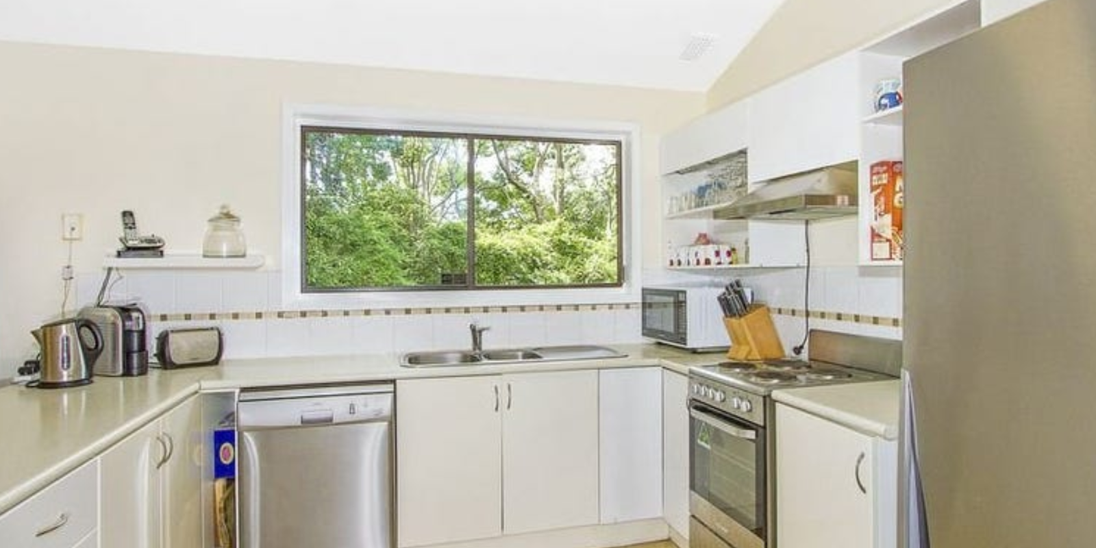 4 Heather Crescent Wyoming