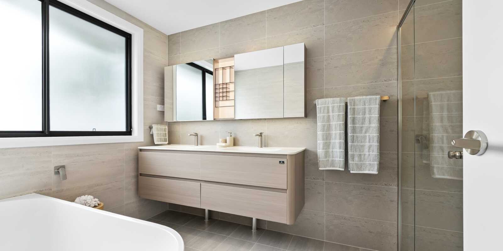 2&5/48-50 Gallipoli Avenue Blackwall 2&5/48-50 Gallipoli Avenue Blackwall