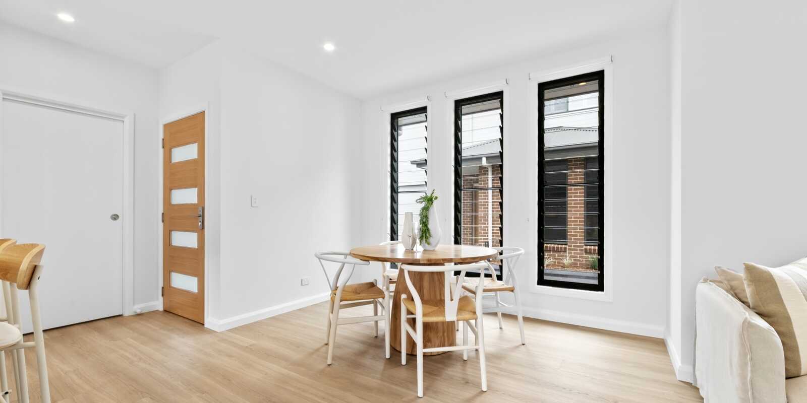 2&5/48-50 Gallipoli Avenue Blackwall 2&5/48-50 Gallipoli Avenue Blackwall